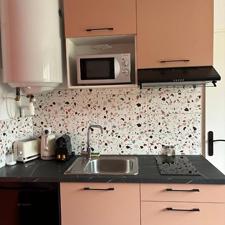 Roanne - Le Studio 201 Luaran gambar